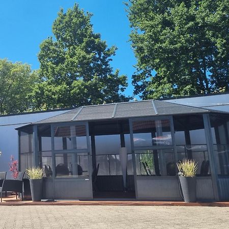 Bennetts Restaurant Und Hotel Wittingen エクステリア 写真