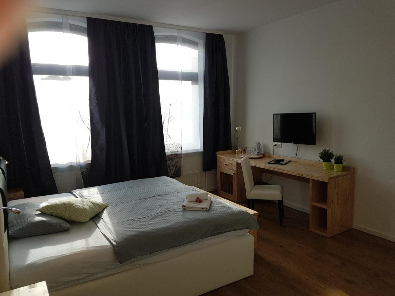 Bennetts Restaurant Und Hotel Wittingen エクステリア 写真